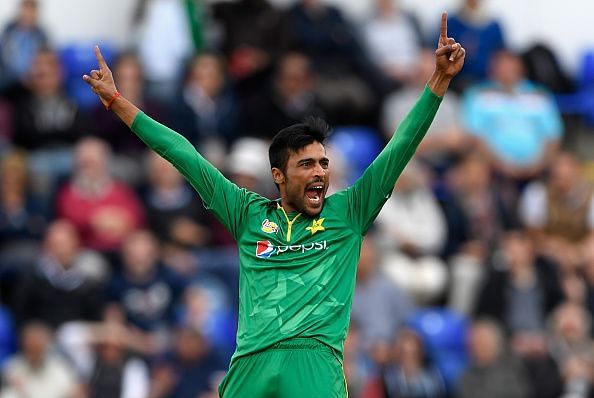 England v Pakistan - 5th One Day International